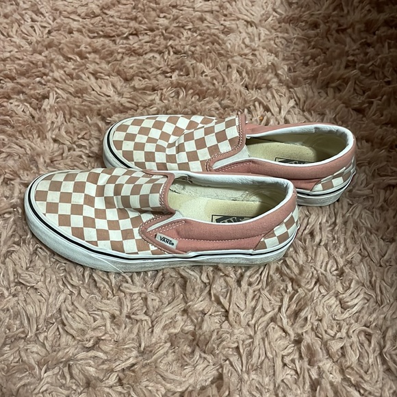 dusty rose checkered vans